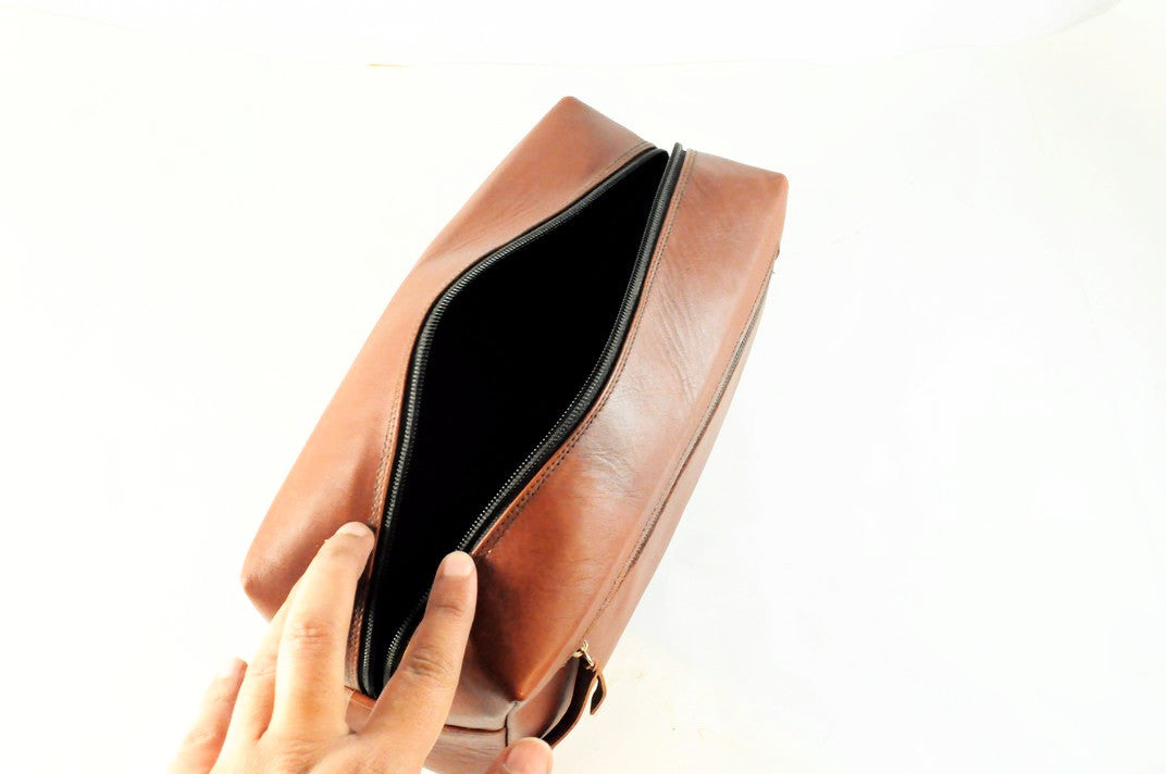 Leather Dopp Kit,Accessories- Barismil