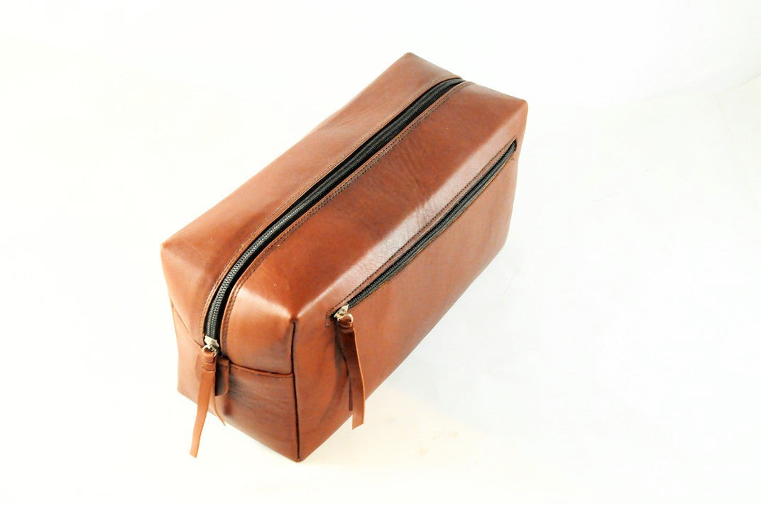Leather Dopp Kit,Accessories- Barismil