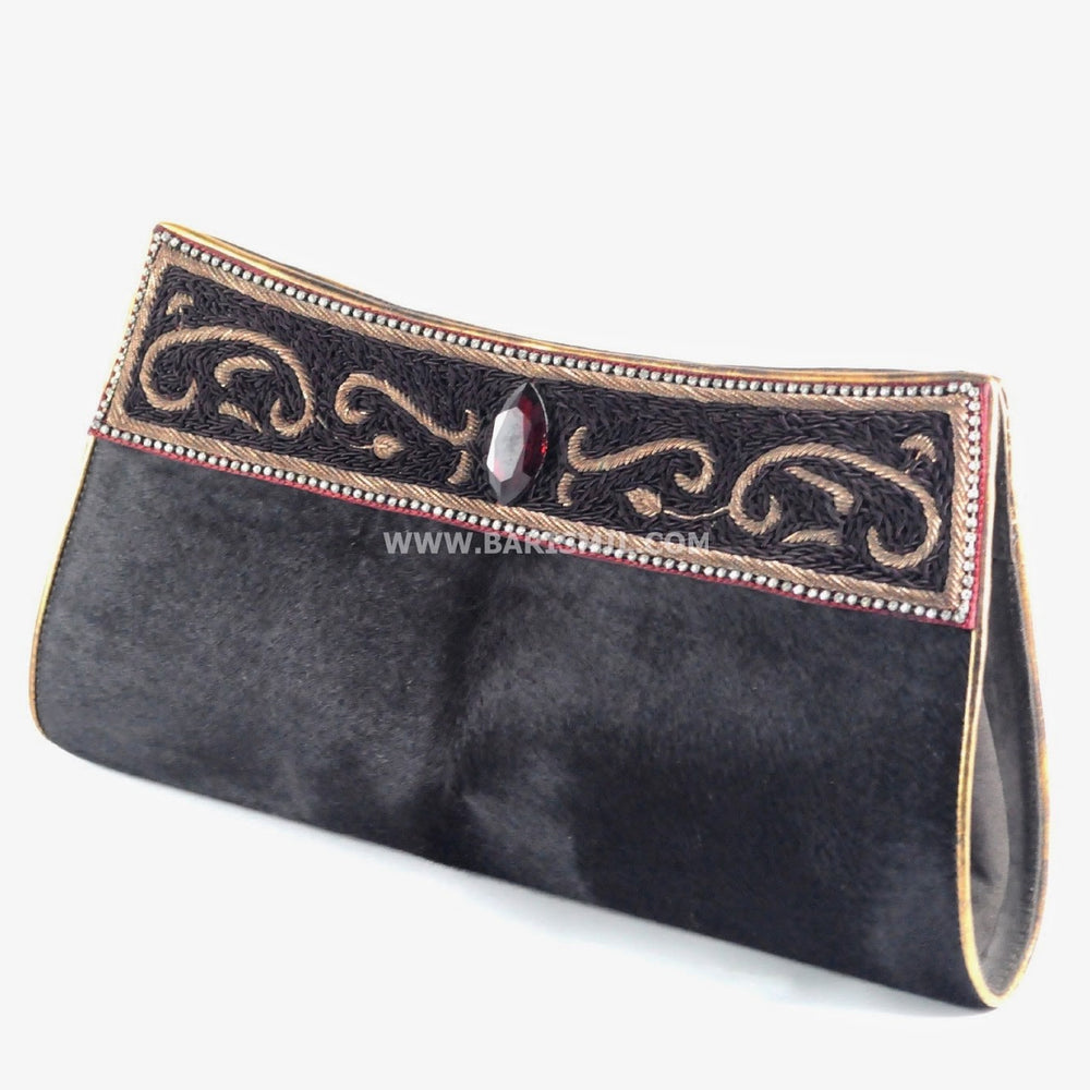 Women's Embroidered Clutch - Barismil