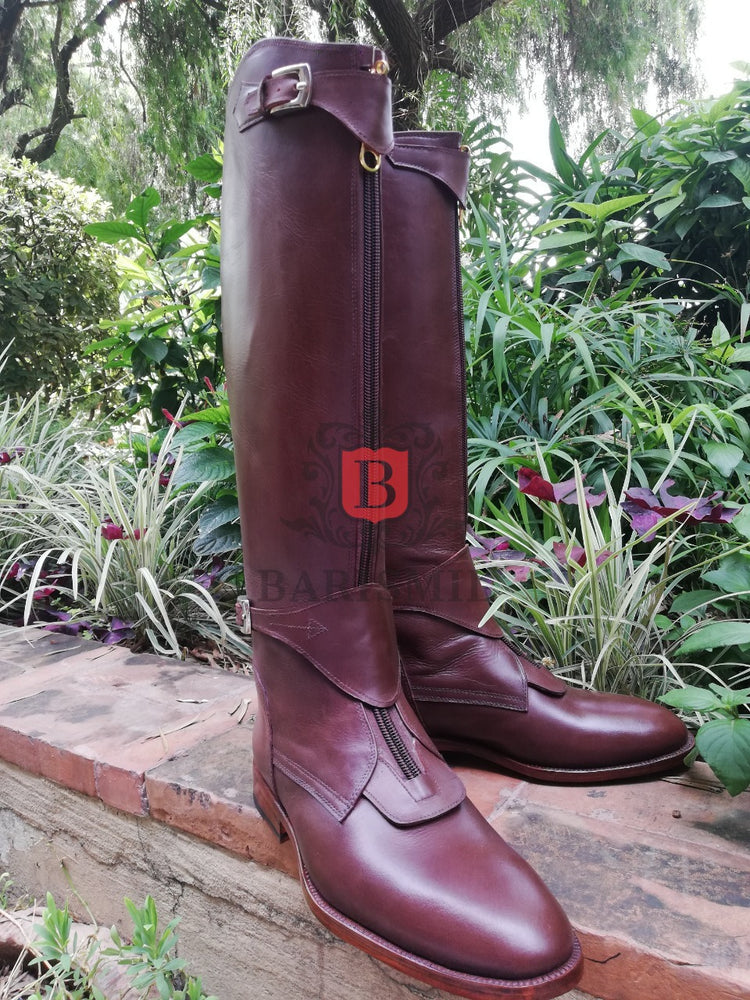 
                  
                    Equestrians Boots
                  
                