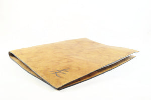 
                  
                    Author- Leather Pad Porfolio,Accessories- Barismil
                  
                